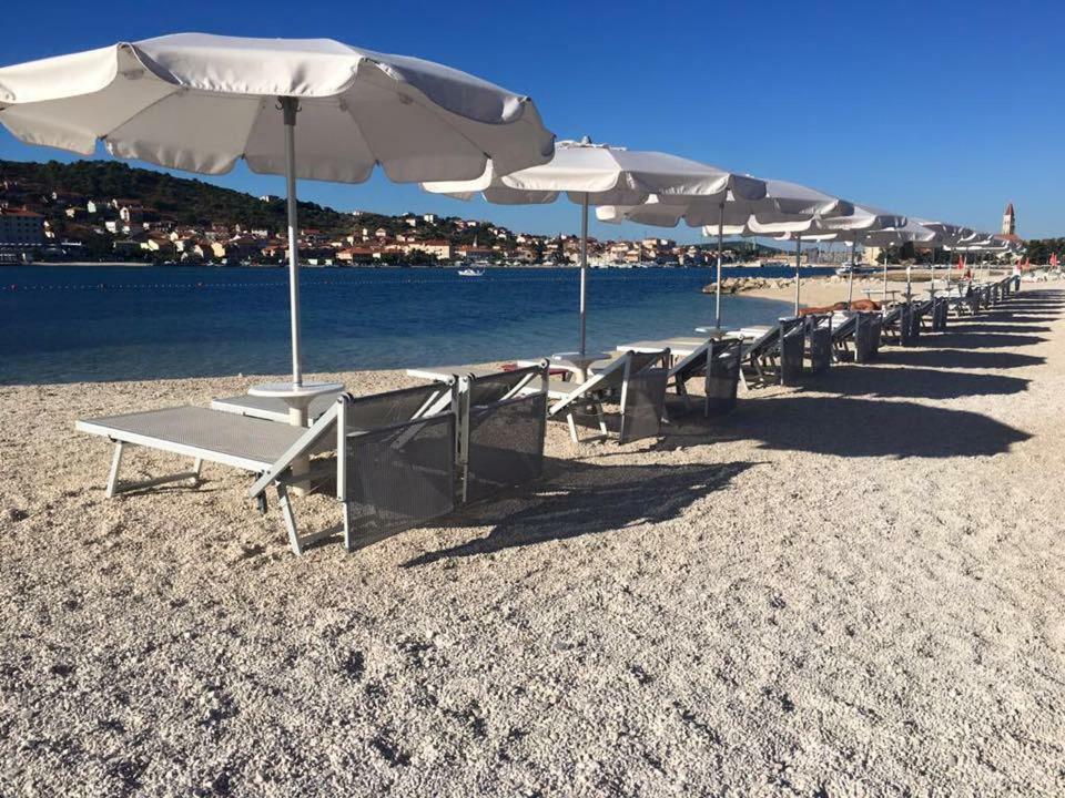 Apartmani Anda Trogir Eksteriør billede